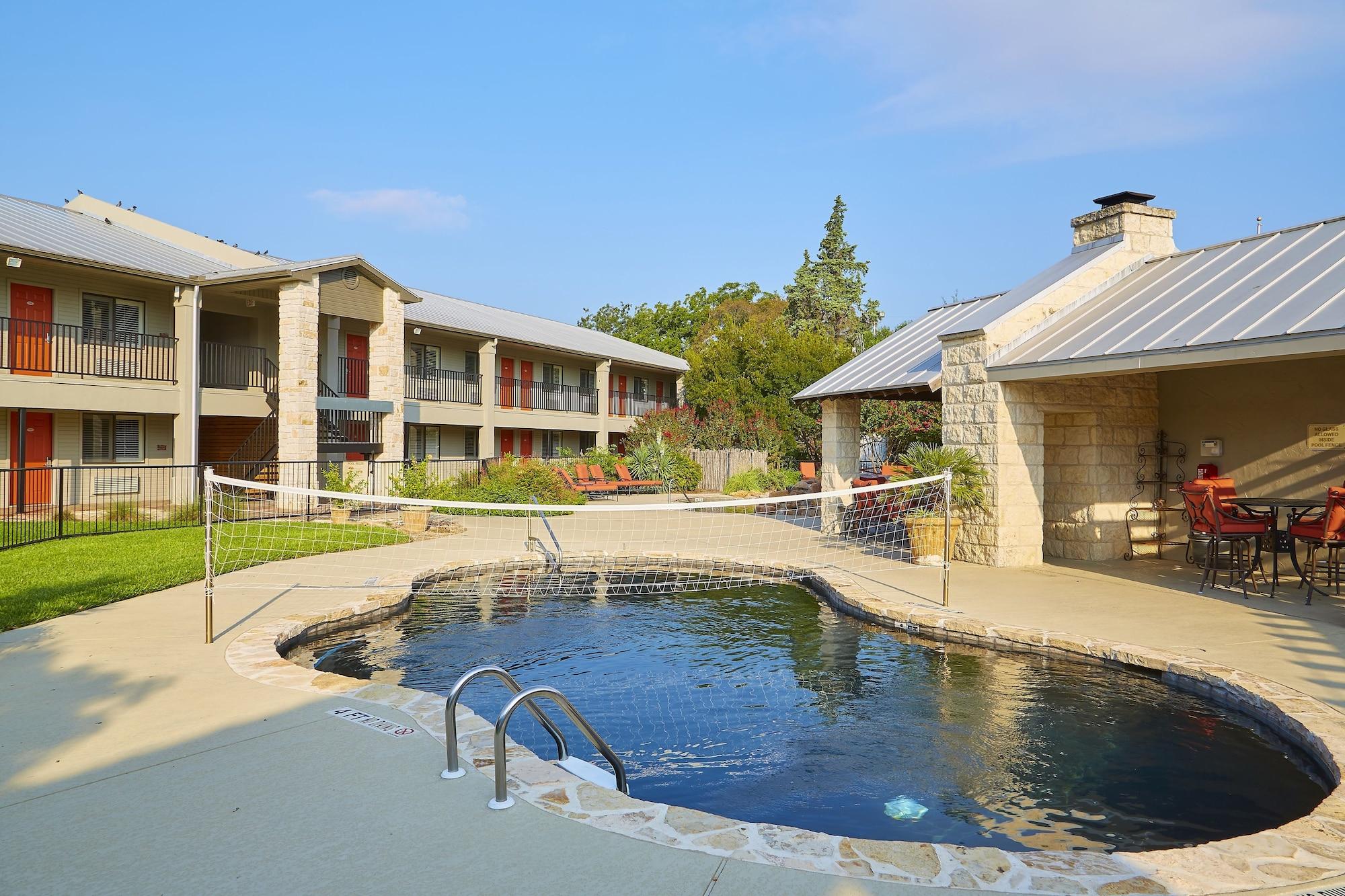 Fredericksburg Inn And Suites Kültér fotó