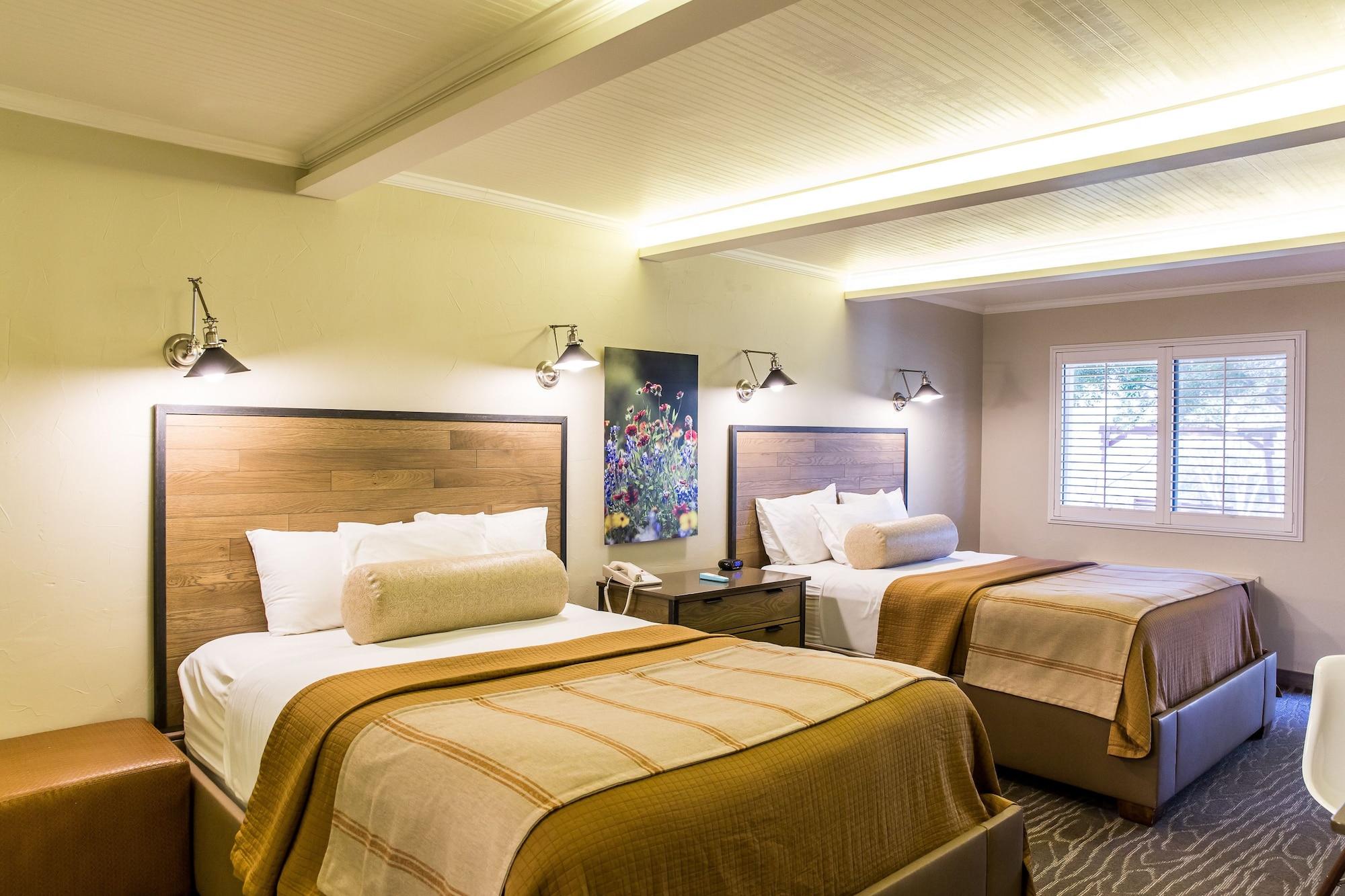 Fredericksburg Inn And Suites Kültér fotó