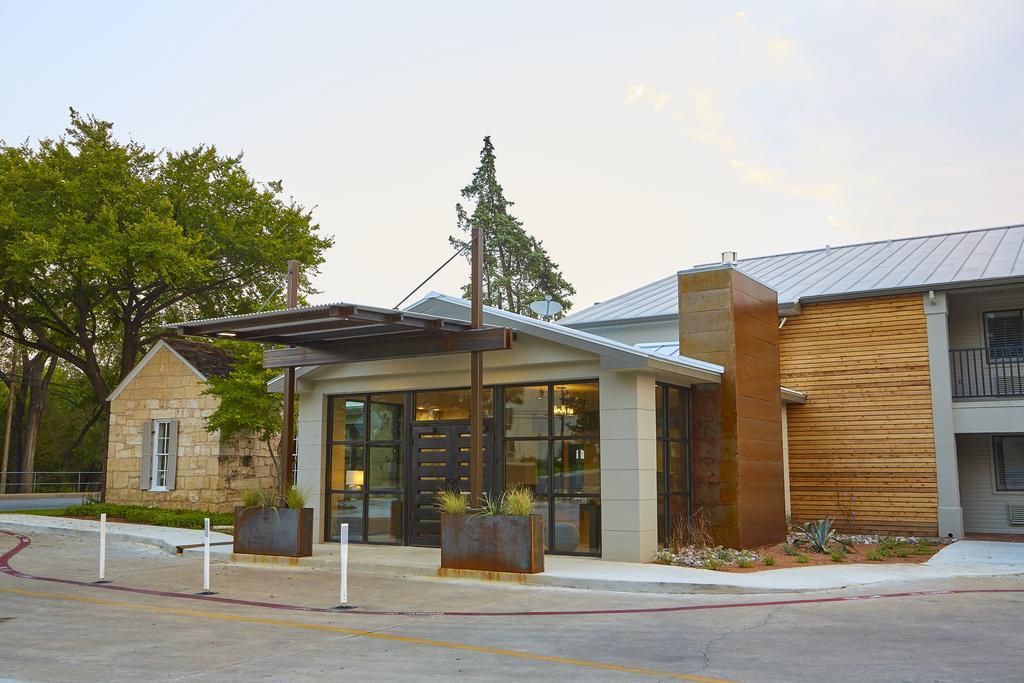 Fredericksburg Inn And Suites Kültér fotó